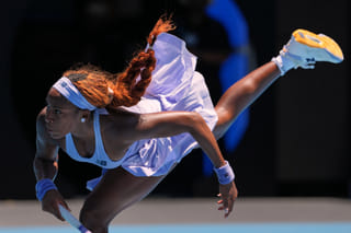 Centurion Djokovic romps to Melbourne win as Swiatek, Gauff move on