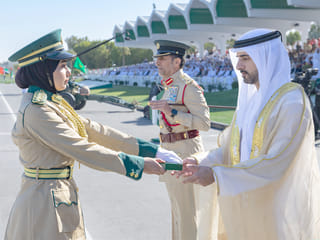 Sheikh Hamdan honours Dubai Police graduates
