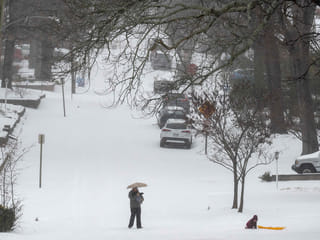 Snow, ice hit western, central US as massive storm sweeps nation
