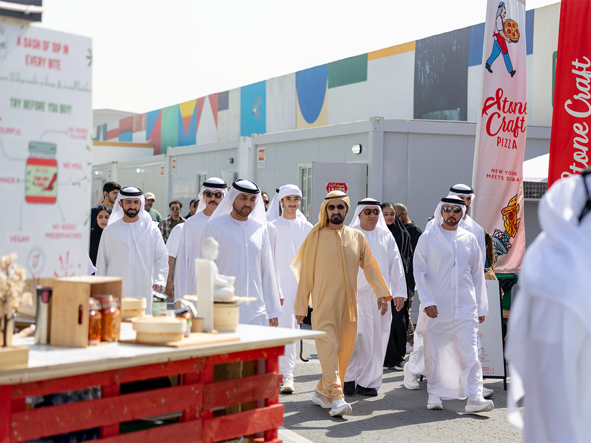Sheikh Mohammed visits Quoz Arts Fest