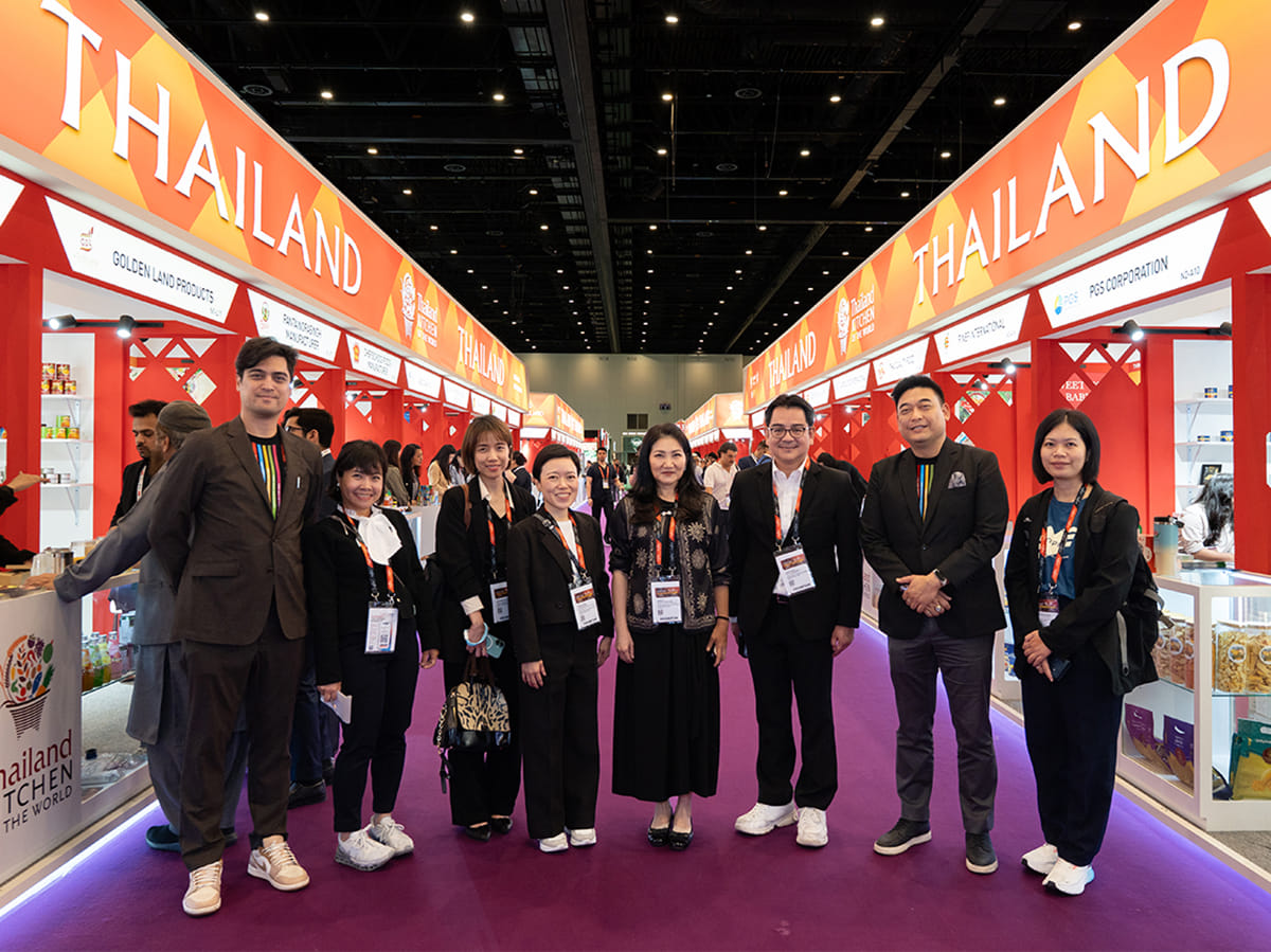 Thai delegation at opening of the Thailand Pavilion at the Dubai Exhibition Centre.
