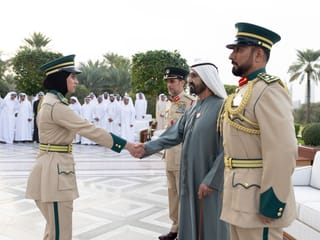 Sheikh Mohammed meets with Dubai Police Academy top achievers