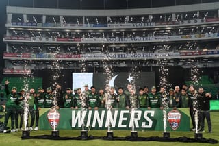 Pakistan completes T20 series sweep against Australia with dominant performance