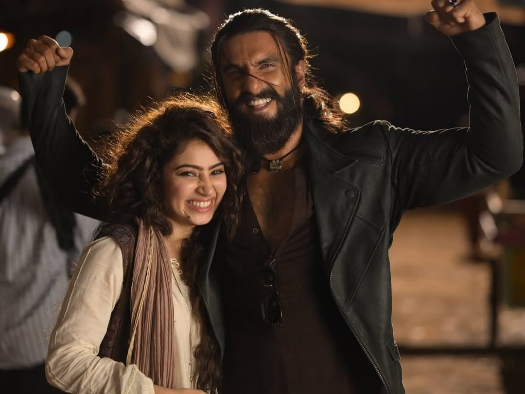 In a savvy move, the team opened advance bookings for paid previews on Wednesday, March 18, right alongside the trailer launch.