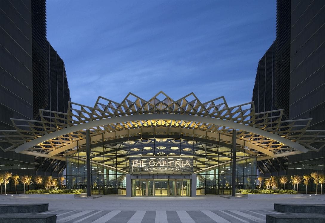 The platform brings together two of the emirate’s flagship shopping destinations. Aldar contributed Yas Mall, while Mubadala added The Galleria Luxury Collection