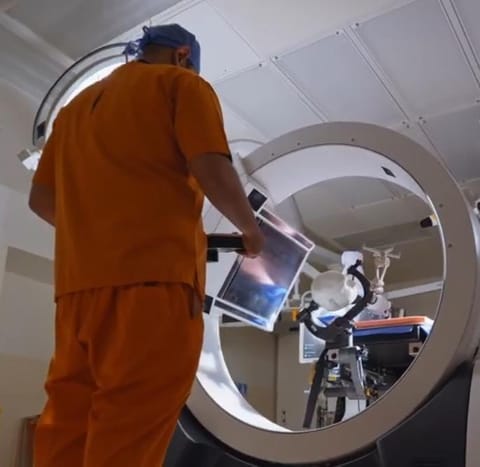 Cleveland Clinic Abu Dhabi performs the UAE’s first robotic-assisted procedure to map and diagnose epilepsy