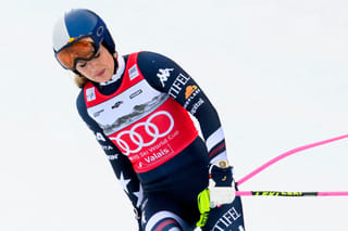 Winter Olympics: Will Lindsey Vonn do what Tiger Woods did with a torn ACL?