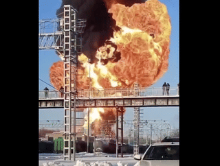 Explosion rocks Russia’s Tambov region after fuel train derails