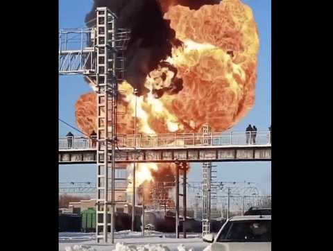 Explosion rocks Russia’s Tambov region after fuel train derails