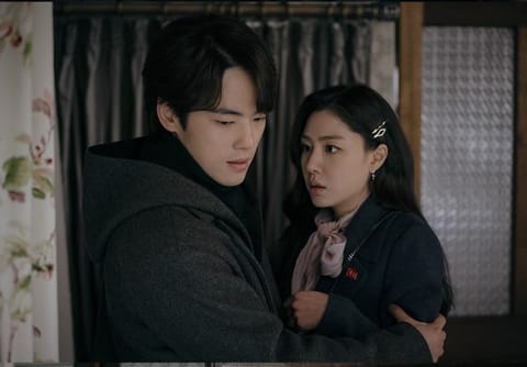 Seo Ji-hye’s Seo Dan and Kim Jung-hyun’s Gu Seung-jun are left with far more devastating conclusions in Crash Landing on You.m 
