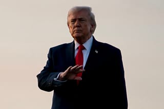 Trump says change of power in Iran would be 'best thing'