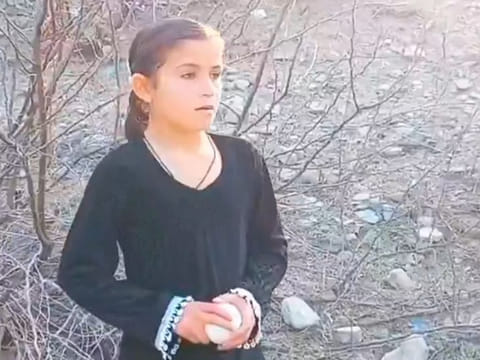 Meet Aina Wazir, the young Pakistani girl creating a buzz in cricket