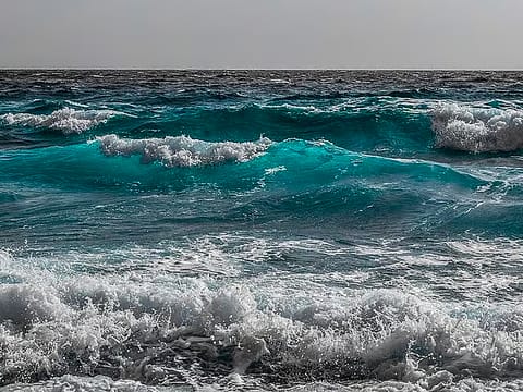 Weather update: Fog risk and rough seas forecast in UAE through weekend