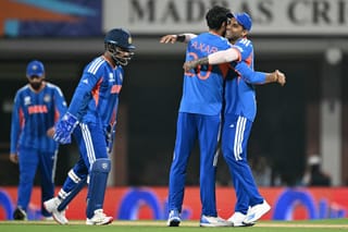 India beat Zimbabwe as South Africa enter T20 World Cup semi-finals