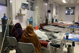 Gunfire, shelling near key Afghanistan-Pakistan border crossing