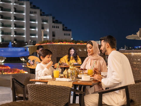 Discover UAE's Top Iftar Venues: From Rooftop Elegance to Beachfront Serenity