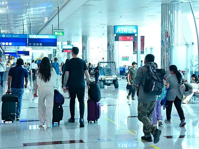 Due to ongoing regional airspace disruptions, UAE carriers have adjusted schedules across major airports.