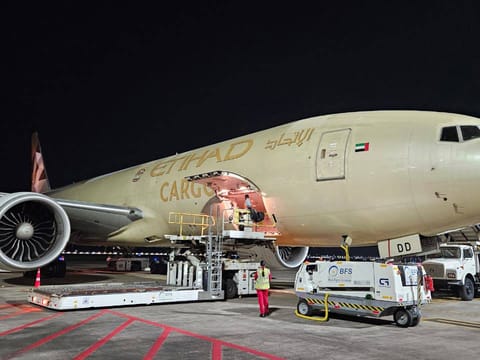 Lulu brings fresh food to UAE on chartered cargo flights to secure store supplies