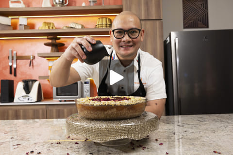 Ramadan Bites & Delights: Decadent Aseeda Basbousa to steal hearts at iftar 