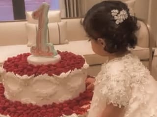 Sheikh Hamdan shares adorable pic of daughter 
