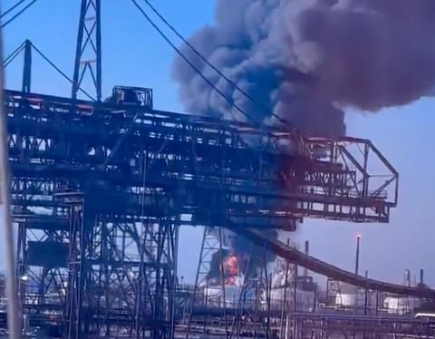 Footage shows fire at Valero's Port Arthur refinery in Texas following a  massive explosion. Residents told to shelter in place as a huge fire burns. No confirmed cause yet Explosion reported at Valero refinery at Texas' Port Arthur