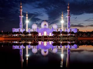 Over 3.2m guests attend UAE grand mosques this Ramadan