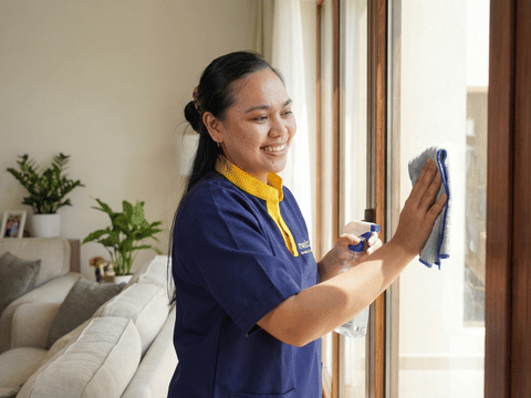 How to hire a maid in the UAE legally in 2026 
