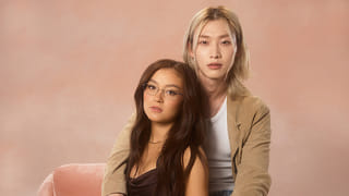 Anna Cathcart and Sangheon Lee in a promotional still for XO, Kitty 