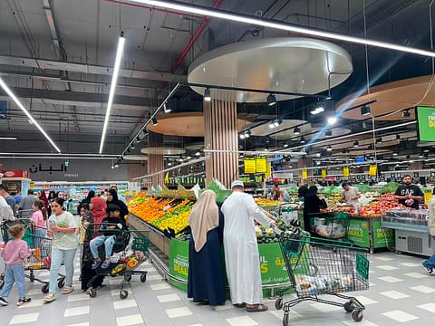 Ministry of Economy and Tourism: Daily Food Imports Normal, Strategic Reserves Strong and Price Violations Penalised