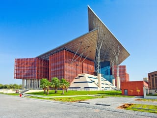Abu Dhabi records 8,886 marriage, will transactions