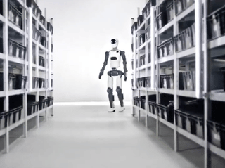 From 2027, Agile Robots plans to begin fitting out German factories, particularly those in the automotive industry, a crucial sector for Europe's biggest economy.