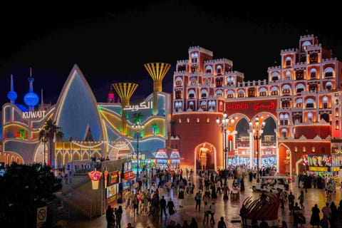 Global Village: How to find the best end-of-season bargains