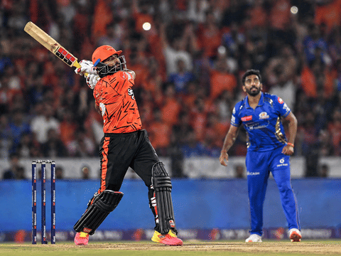 Salil Arora with an incredible no look six