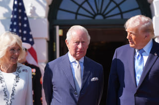 President Donald Trump and first lady Melania Trump greet Britain's King Charles III and Queen Camilla as they arrive at the White House, Monday, April 27, 2026, in Washington. (AP Photo/Alex Brandon)