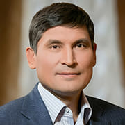 Dinmukhamet Idrissov
