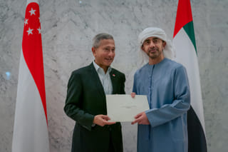 UAE President received a written message from Singapore’s President on bilateral ties. The message was handed to Sheikh Abdullah bin Zayed during his meeting with Singapore Foreign Minister Vivian Balakrishnan.