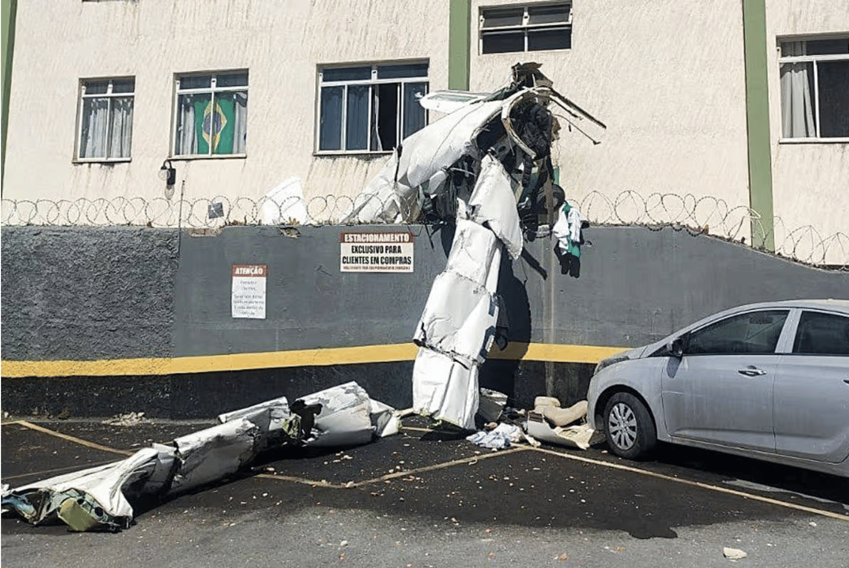 The small aircraft smashed into a building in Silveira neighbourhood of Belo Horizonte, in Brazil's south-east.