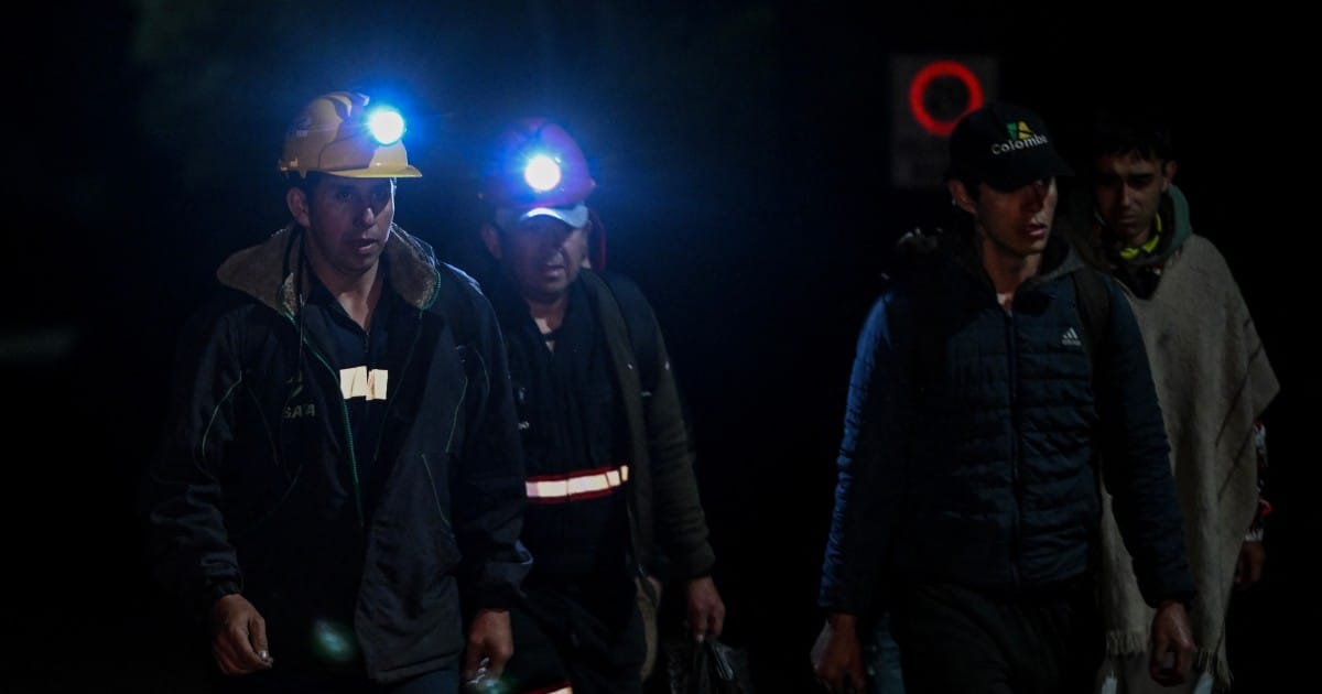 Explosion at coal mine in Colombia, at least 4 trapped