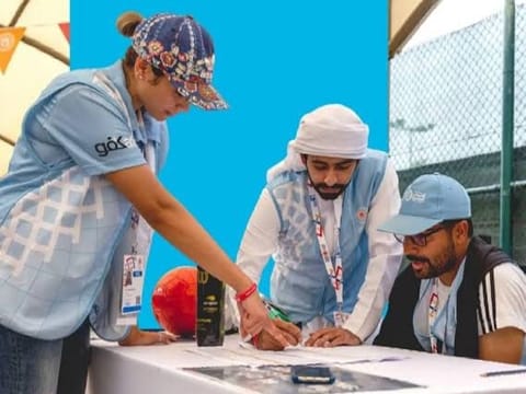 Abu Dhabi introduces 11 rights and 7 obligations to regulate volunteer work