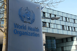 The World Health Organization said Sunday it was maintaining its assessment of the hantavirus outbreak as "low risk" as the cruise ship where the outbreak originated approached the Netherlands.