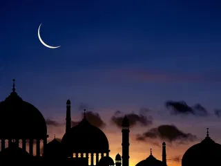 According to the centre, the moon was positioned 7.8 degrees away from the sun at the time of observation and was approximately nine hours old.