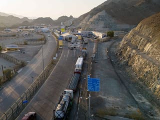 Initiative allows containers destined for Jebel Ali Port, Dubai’s local market, and re-export operations to continue moving through alternative land routes while remaining under customs supervision.