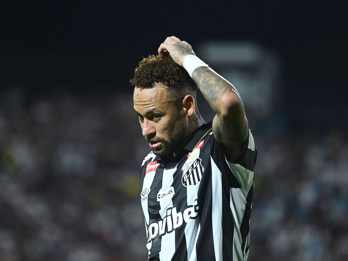 Santos' forward #10 Neymar 