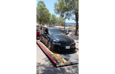 Dubai Police impounded a vehicle after its driver performed dangerous stunts in Oud Al Muteena.