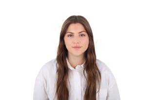 17-year-old Dubai-based student Yasmine Farra