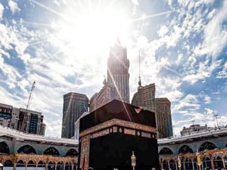 The event will take place at noon on May 27, 2026, corresponding to the ninth day of Dhul Hijjah 1447H, when the sun will stand directly above the Kaaba. 