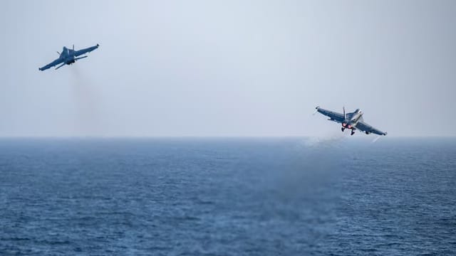 미국, 이란 미사일 기지·기뢰 부설 선박 공습…이란 보복 경고