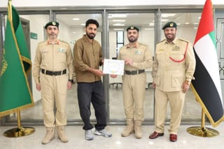 Mohi was praised for his honesty and dedication to turning the money over to the police station.