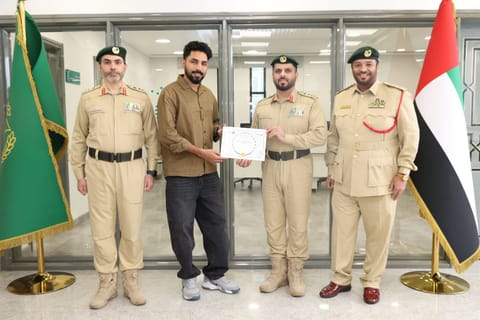 Mohi was praised for his honesty and dedication to turning the money over to the police station.