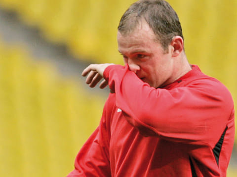 Selling Wayne Rooney to Chelsea is unthinkable for Manchester United